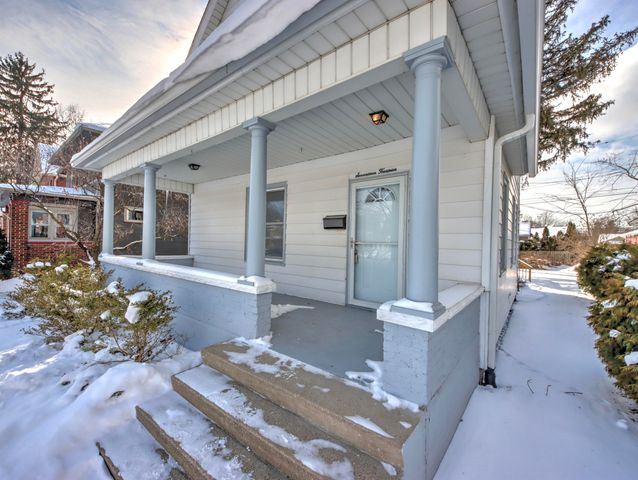 1714 Indiana Avenue, La Porte, IN 46350