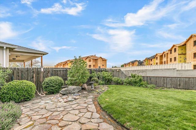 1706 Dragon Tail Place, Medford, OR 97504