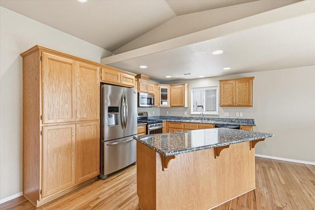 1706 Dragon Tail Place, Medford, OR 97504