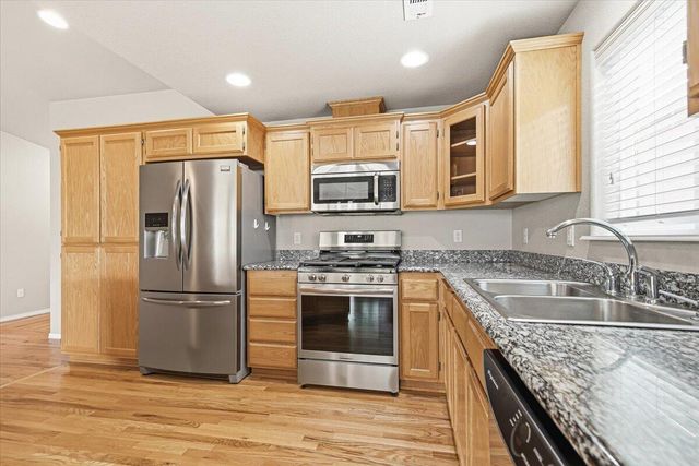 1706 Dragon Tail Place, Medford, OR 97504