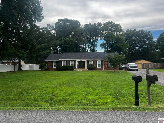 119 Nickell Heights Rd, Paducah, KY 42003