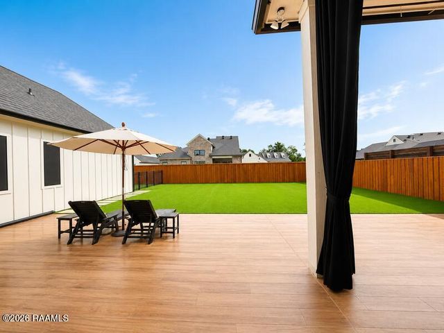 104 Lansing Lane, Youngsville, LA 70592