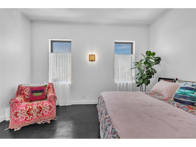 800 W 8th Ave 201, Denver, CO 80204