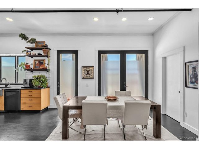 800 W 8th Ave 201, Denver, CO 80204