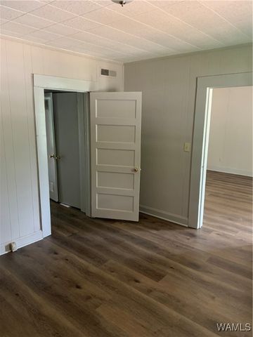 2407 3rd ST E, Tuscaloosa, AL 35404