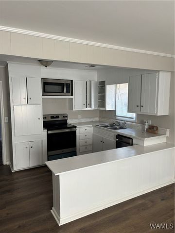 2407 3rd ST E, Tuscaloosa, AL 35404