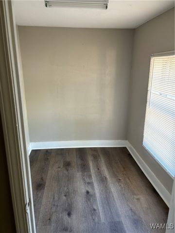 2407 3rd ST E, Tuscaloosa, AL 35404