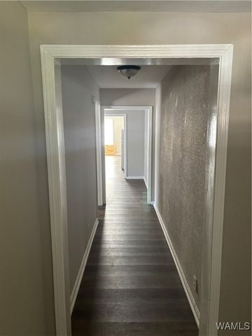 2407 3rd ST E, Tuscaloosa, AL 35404