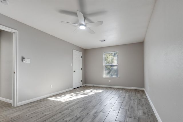 6038 Glenhurst Drive, Houston, TX 77033