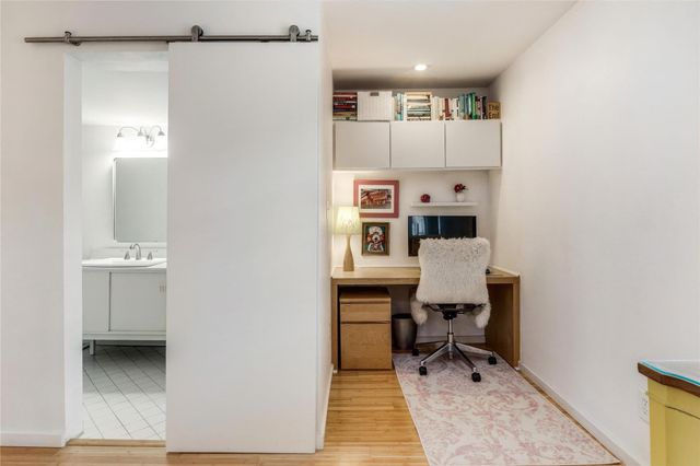 4044 Buena Vista Street 220, Dallas, TX 75204