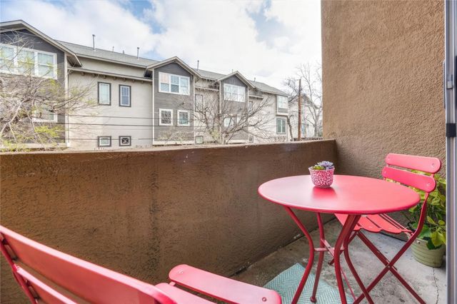 4044 Buena Vista Street 220, Dallas, TX 75204