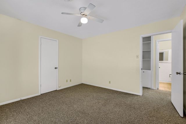 910 Kiowa Drive W, Lake Kiowa, TX 76240