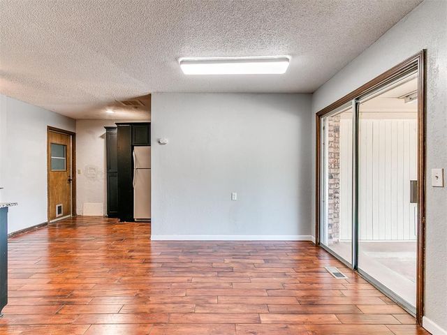 6313 N Sunnybridge Court, Oklahoma City, OK 73132