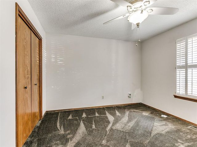 6313 N Sunnybridge Court, Oklahoma City, OK 73132