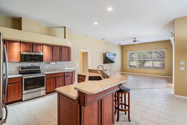 1331 TRIMARAN PLACE, Trinity, FL 34655