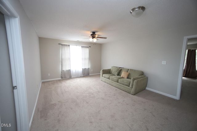 2718 Summer Stream Drive, Raleigh, NC 27610