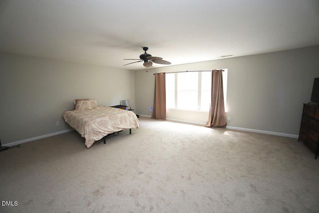 2718 Summer Stream Drive, Raleigh, NC 27610