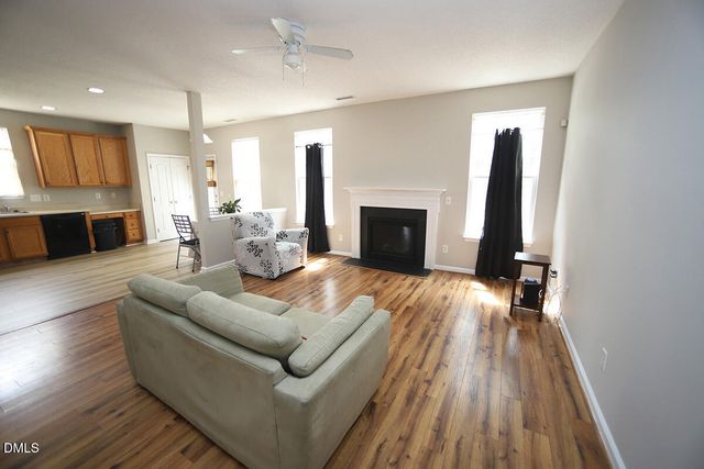 2718 Summer Stream Drive, Raleigh, NC 27610