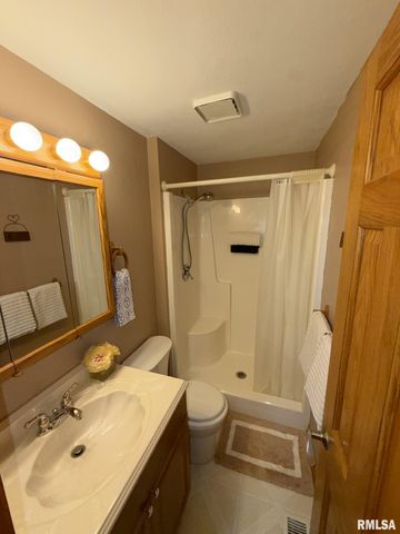 412 BAYSIDE Drive, Germantown Hills, IL 61548