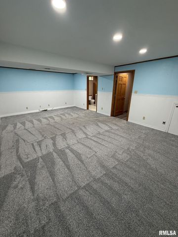 412 BAYSIDE Drive, Germantown Hills, IL 61548