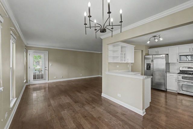 52 Brookston Drive D1, Schaumburg, IL 60193