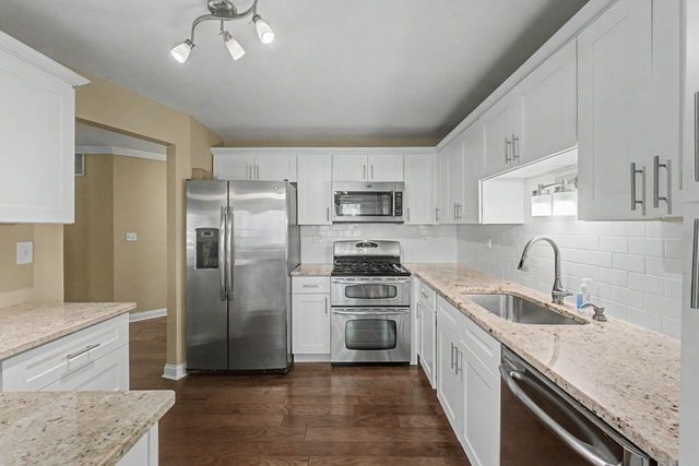 52 Brookston Drive D1, Schaumburg, IL 60193