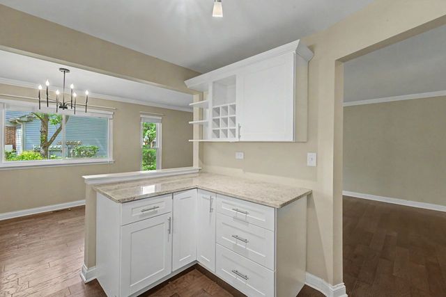 52 Brookston Drive D1, Schaumburg, IL 60193
