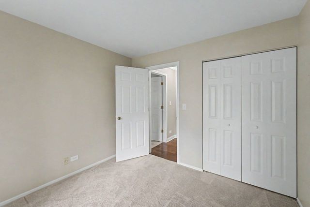 52 Brookston Drive D1, Schaumburg, IL 60193