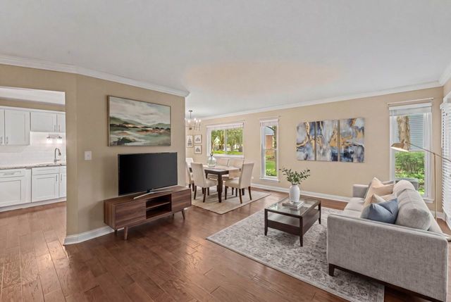 52 Brookston Drive D1, Schaumburg, IL 60193