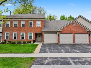 52 Brookston Drive D1, Schaumburg, IL 60193