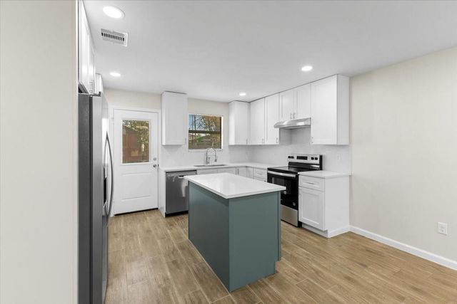 1512 Thomas Avenue, Pasadena, TX 77506