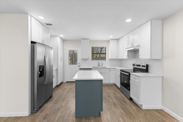 1512 Thomas Avenue, Pasadena, TX 77506