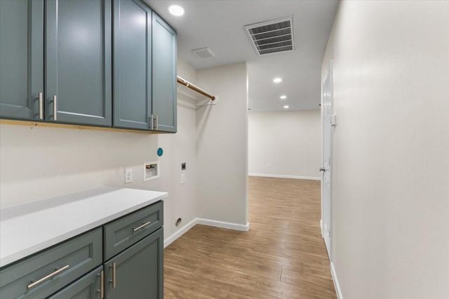 1512 Thomas Avenue, Pasadena, TX 77506