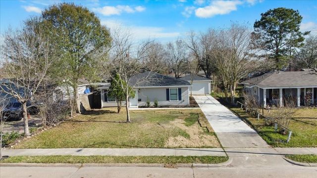 1512 Thomas Avenue, Pasadena, TX 77506