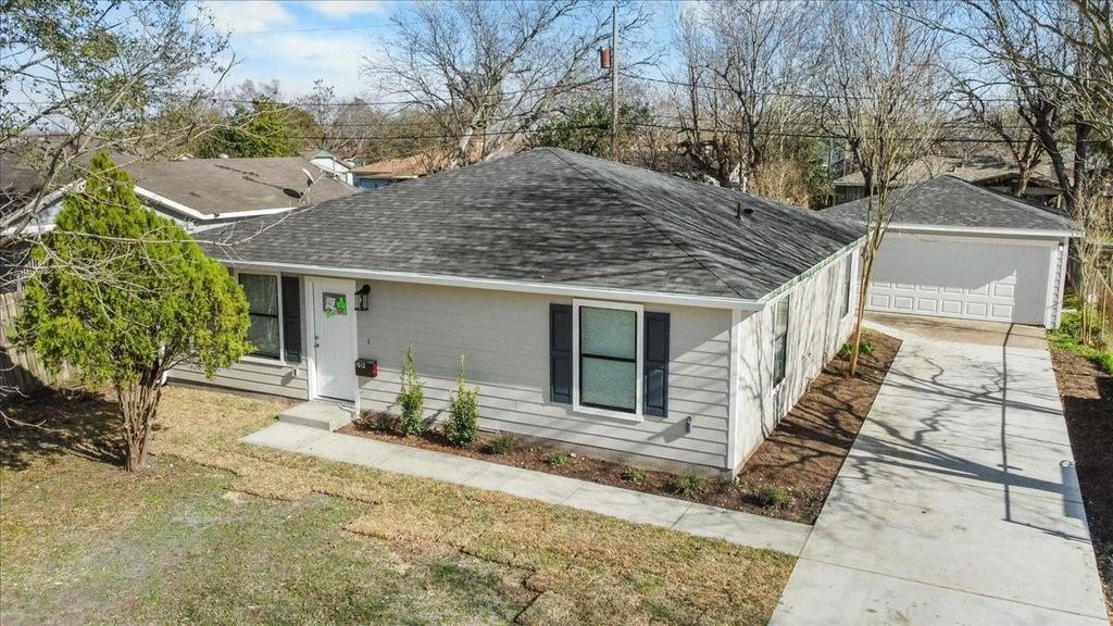 1512 Thomas Avenue, Pasadena, TX 77506