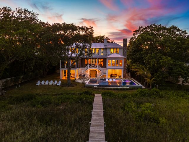 967 Royall Avenue, Mount Pleasant, SC 29464