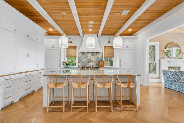 967 Royall Avenue, Mount Pleasant, SC 29464