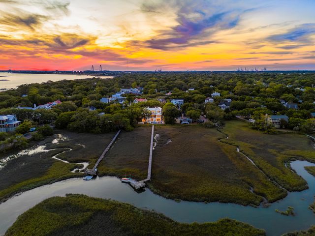 967 Royall Avenue, Mount Pleasant, SC 29464