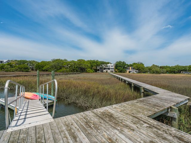 967 Royall Avenue, Mount Pleasant, SC 29464