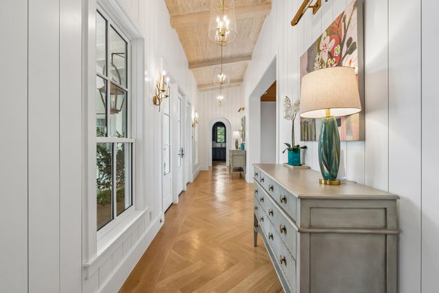 967 Royall Avenue, Mount Pleasant, SC 29464
