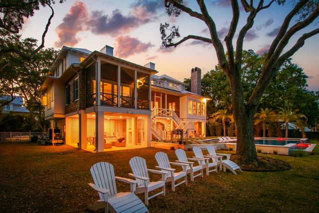 967 Royall Avenue, Mount Pleasant, SC 29464