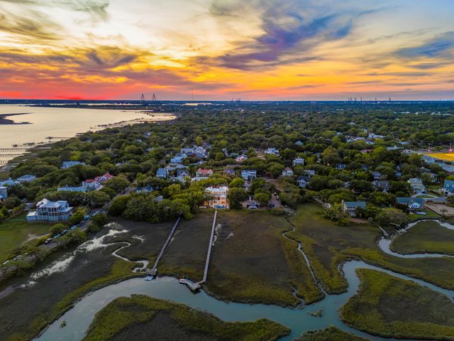 967 Royall Avenue, Mount Pleasant, SC 29464