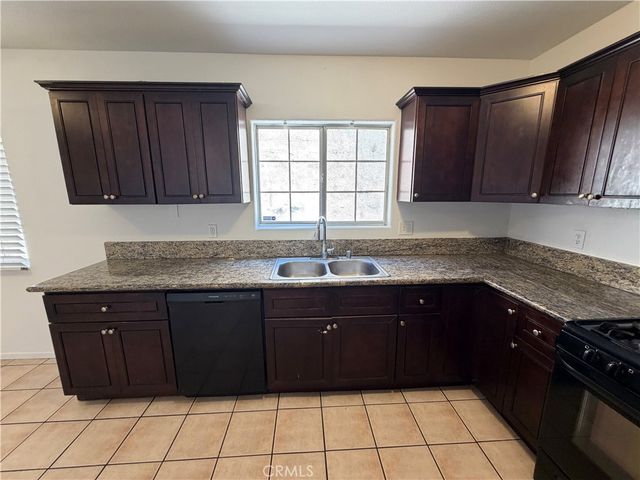 4726 Pickford Street, Los Angeles, CA 90019