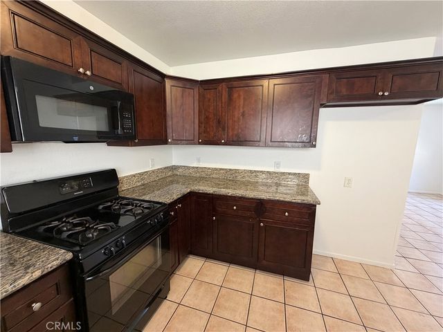 4726 Pickford Street, Los Angeles, CA 90019