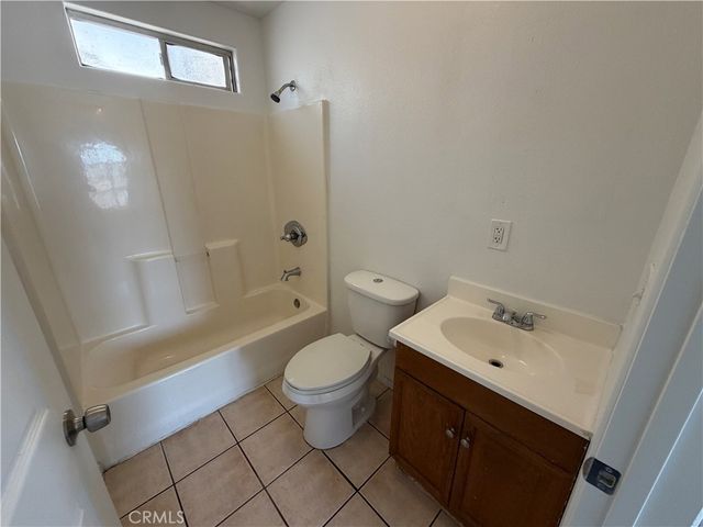 4726 Pickford Street, Los Angeles, CA 90019