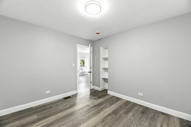 840 E 25th Avenue, Gary, IN 46407