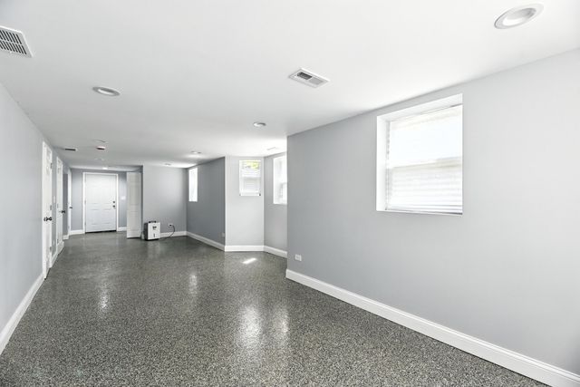 840 E 25th Avenue, Gary, IN 46407