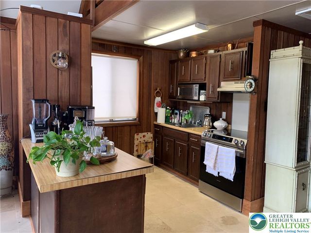 218 Cherry Lane, Tunkhannock Twp, PA 18210