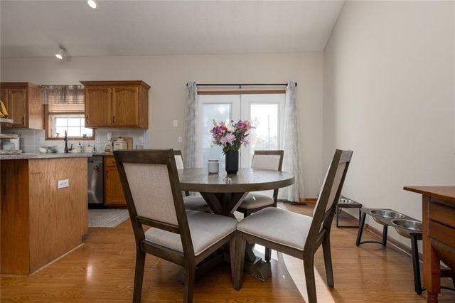 7431 N Lewis Avenue, Kansas City, MO 64158
