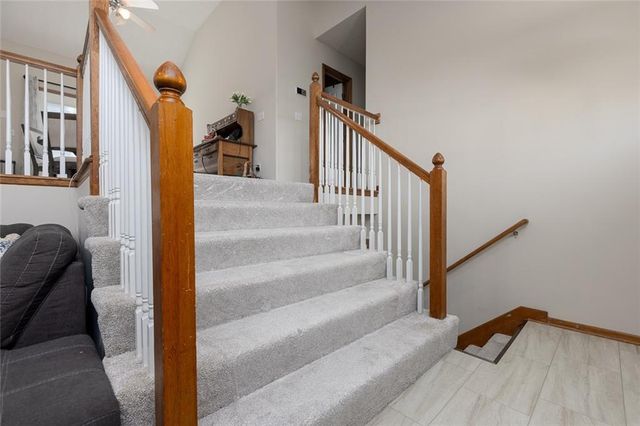 7431 N Lewis Avenue, Kansas City, MO 64158